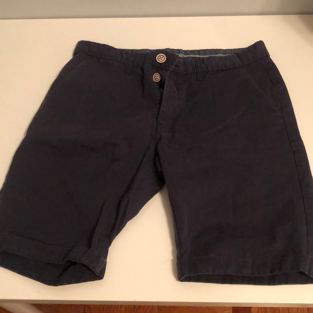 Blue cargo boardwalk shorts
